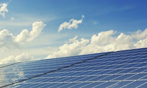 Saudi-based ACWA Power secures $123M to develop solar project in Egypt