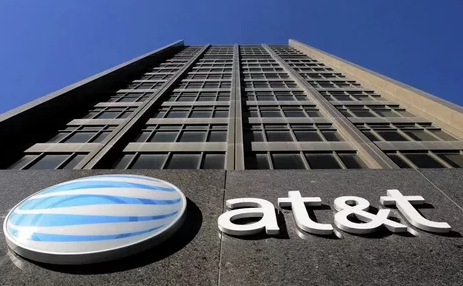 AT&T to cut users off its internet service for copyright violations